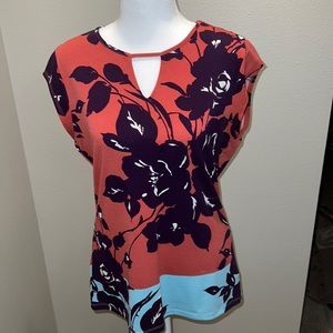 The Limited Cap-sleeved Blouse